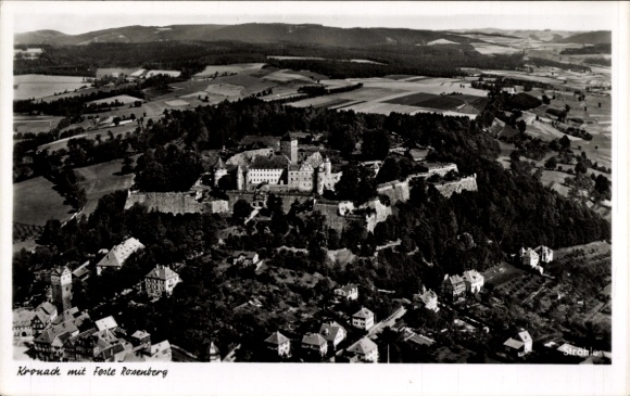 Ak Kronach in Oberfranken, Veste Rosenberg, Fliegeraufnahme