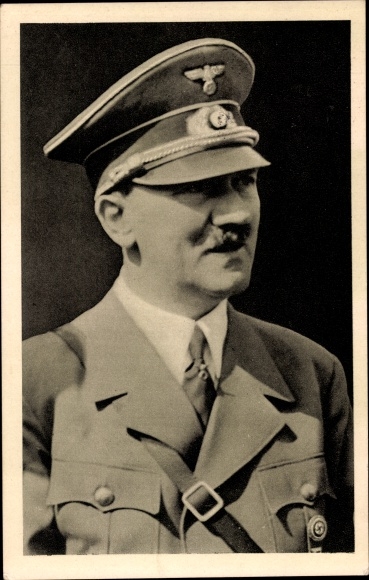 KP lider i kanclerz Adolf Hitler, portret w mundurze