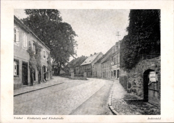 Postcard Triebel in Vogtland, Kirchplatz, Kirchstraße