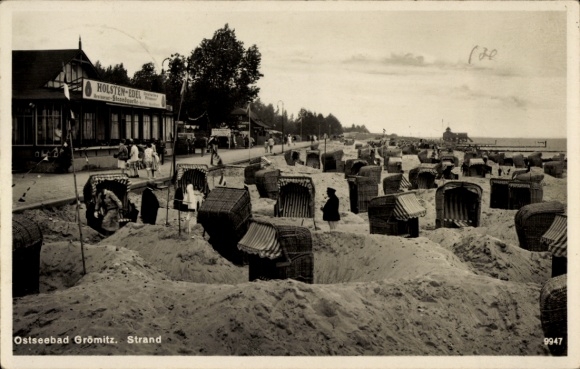 Ak Ostseebad Grömitz in Holstein, Ostsee-Strand, Strandkörbe, Menschen am Strand, Holsten-Edel...