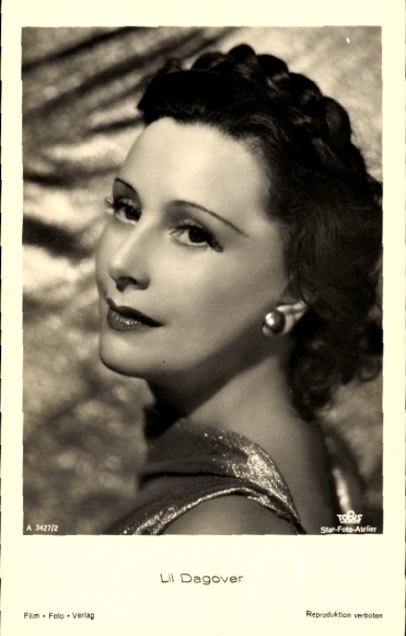 Postcard actress Lil Dagover, Tobis Film, portrait