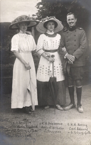 Postcard Duke Carl Eduard of Saxe-Coburg-Gotha, Maria Adelheid, Alexandra Viktoria