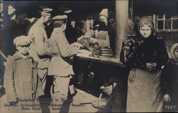 Postcard Kiev Kiev Киев Ukraine, German soldiers at a stall, I WW