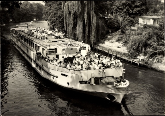 PC Berlin Köpenick Rahnsdorf, luxury passenger ship of the White Fleet, on the Müggelspree