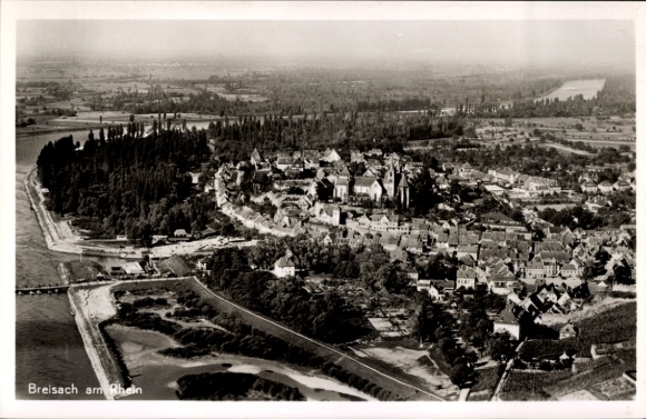 Postcard Breisach am Oberrhein, aerial view of Breisach, Rhineland landscape, trees, city