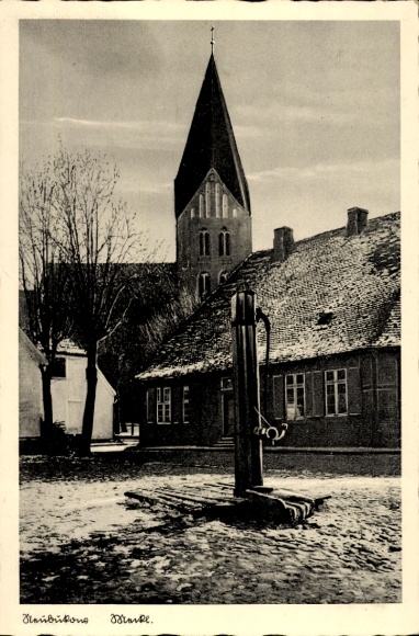 Postcard Neubukow in Mecklenburg, market, church, water pump