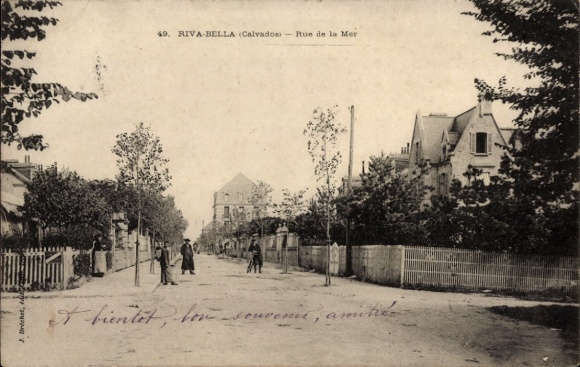 Postcard Ouistreham Riva Bella Calvados, Rue de la Mer
