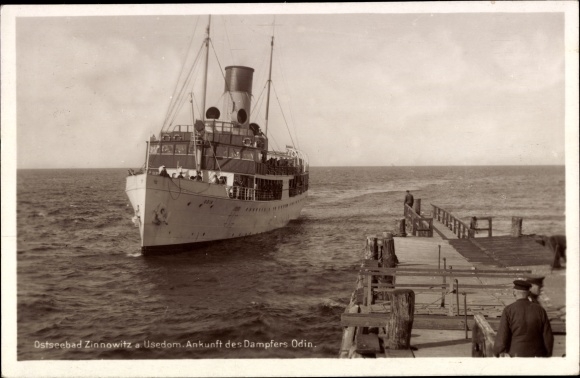 Ak Ostseebad Zinnowitz op Usedom, aankomst van de stoomboot Odin