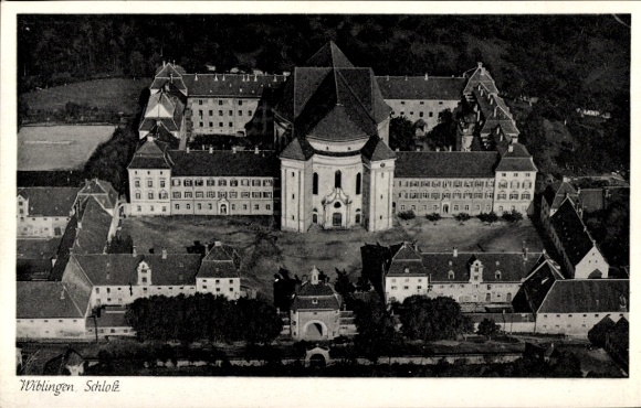 Ak Wiblingen Ulm an der Donau Baden, Luftaufnahme des Schlosses  s Bauwerk, schwarz-weiß