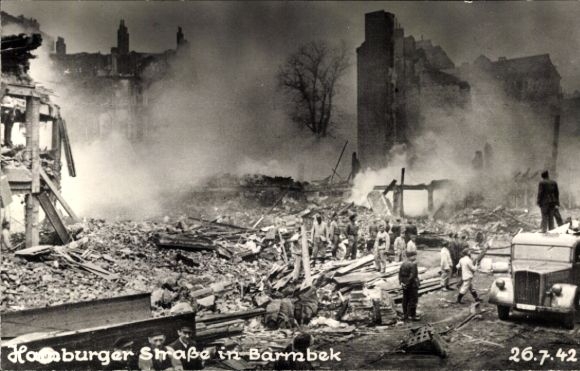 foto Ak Hamburg Nord Barmbek, Hamburger Straße, oorlogsschade, bombardementen 1942