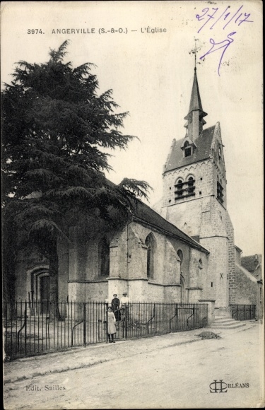 Ak Angerville Essonne, L'Eglise