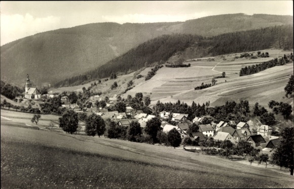 Ak Döschnitz an der Schwarza in Thüringen, Blick auf Ortschaft und Umgebung