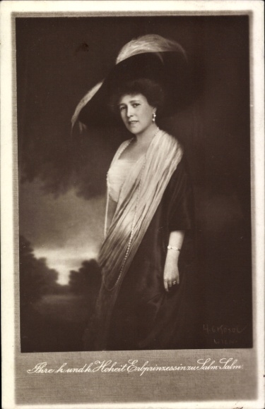 Postcard Hereditary Princess of Salm Salm, portrait, feather hat