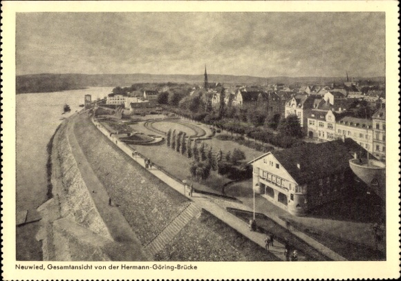 Ak Neuwied am Rhein, Gesamtansicht von  Hermann-Göring-Brücke, Flussansicht