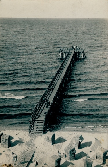 Photo Baltic resort Koserow on Usedom, pier, beach party, beach chairs