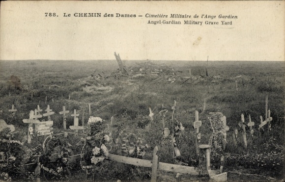 Postcard La Ferme d'Hurtebise Aisne, Chemin des Dames, Military Cemetery