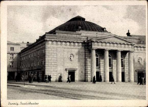 Postcard Gdańsk Danzig, State Theatre in r building style, people on the street
