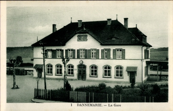 Postcard Dannemarie Dammerkirch Alsace Haut Rhin, train station