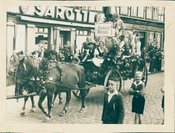 Photo Grabow in Mecklenburg, Landdienst Wandlitz, pageant, Sarotti business