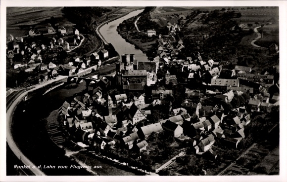 Postcard Runkel an der Lahn, bird's eye view of Runkel, Lahn, houses, river