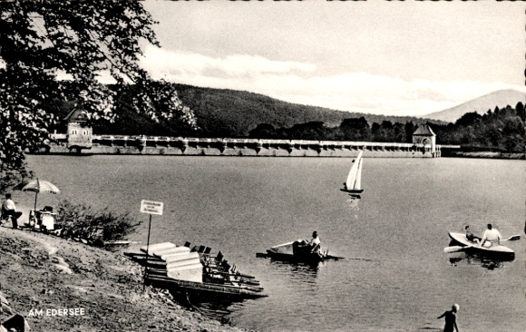 KP Vöhl am Edersee Hesja, zdjęcia krajobrazowe, łodzie, przytulna atmosfera
