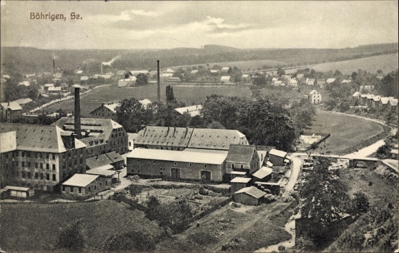 Ak Böhrigen Striegistal Sachsen, Blick auf den Ort und eine Fabrik