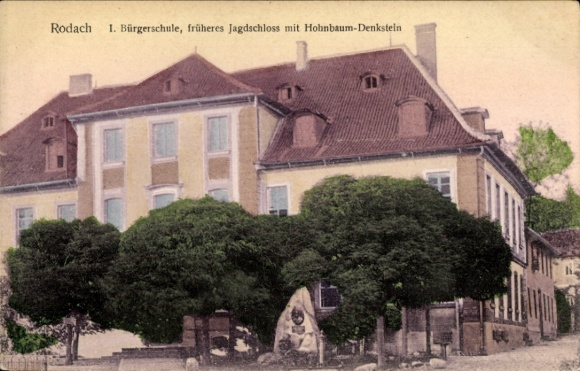 Ak Bad Rodach Opper-Franken Beieren, I. Bürgerschule, voormalig jachthuis met Hohnbaum-gedenksteen