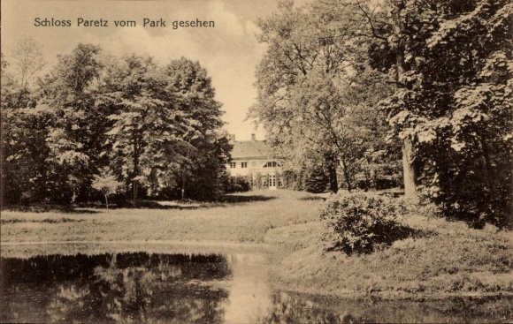 Postcard Paretz Ketzin an der Havel, castle seen from the park