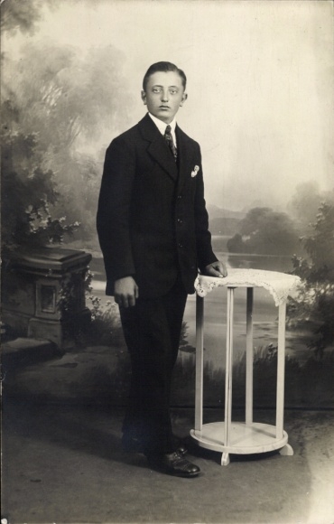 Photo Postcard boy posing in suit