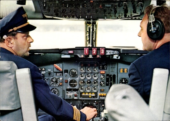 Postcard Pilot and copilot in the cockpit, Lufthansa, Europa Jet, passenger aircraft
