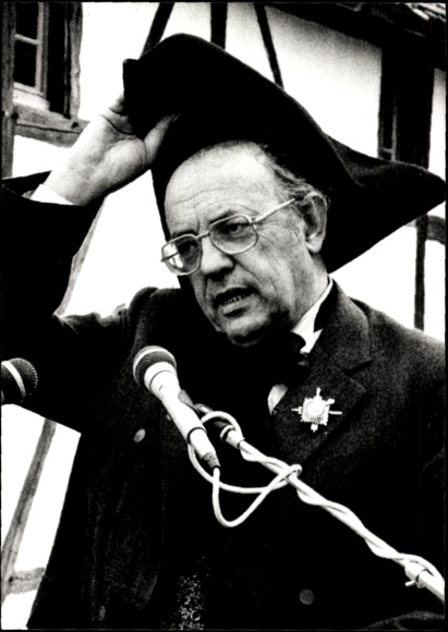 Photo Henri Goetschy, French politician from Alsace, member of the Senate, microphones