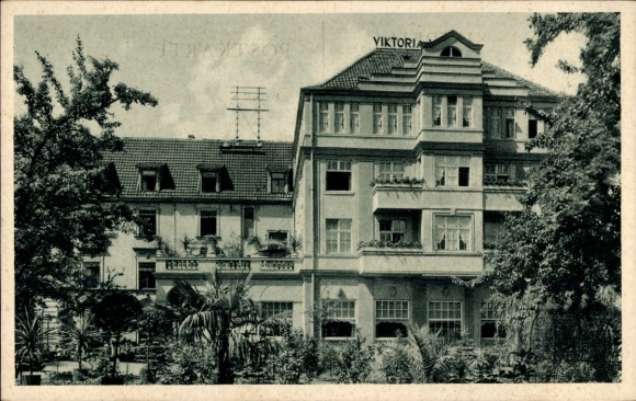 Ak Bad Oeynhausen in Westfalen, Hotel Viktoria, Gartenansicht,  Direktion C. Meyer u. W. Menkhoff