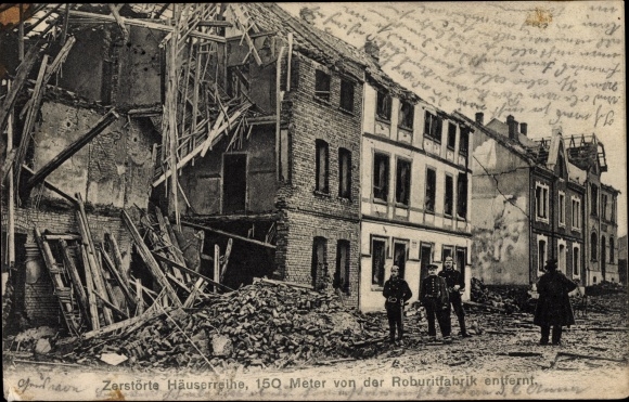 Postcard Witten an der Ruhr, destroyed row of houses after the explosion of the Roburit factory in 1906