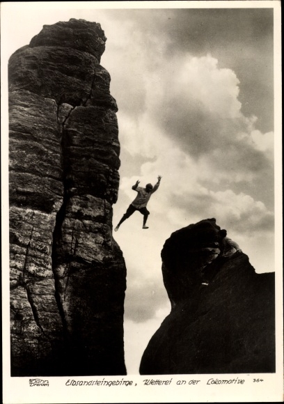 Postcard Kurort Rathen in the Elbe Sandstone Mountains, climbers in the jump, locomotive