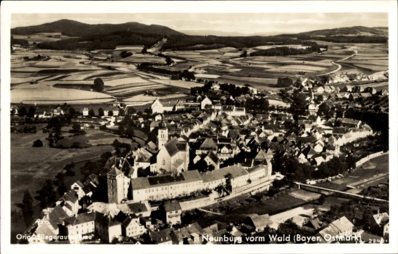 Ak Neunburg vorm Wald Oberpfalz, Fliegeraufnahme
