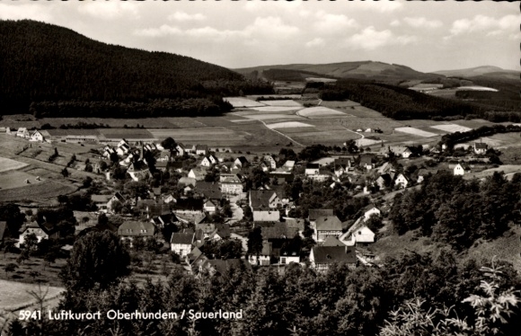 Postcard Oberhundem Kirchhundem Sauerland, panorama