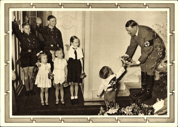 Ganzsachen Ak Führer und Reichskanzler Adolf Hitler, Gratulanten, BDM, HJ