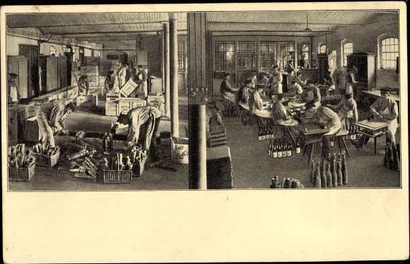 Postcard Freyburg an der Unstrut, sparkling wine Kloß and Förster, packing room, workers