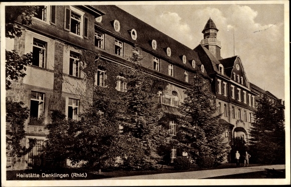 Postcard Denklingen Reichshof Oberbergischer Kreis, sanatorium, street side
