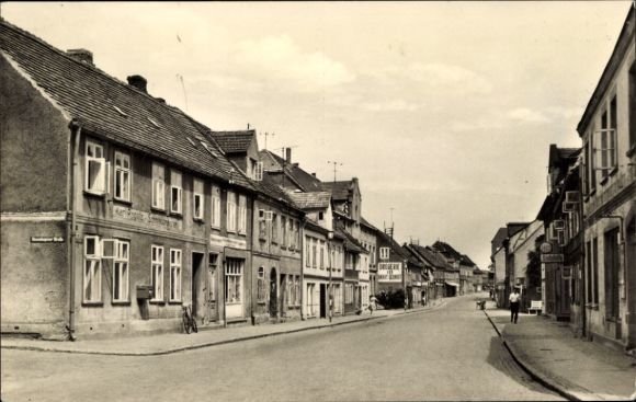 Ak Penzlin in Mecklenburg, Warener Straße