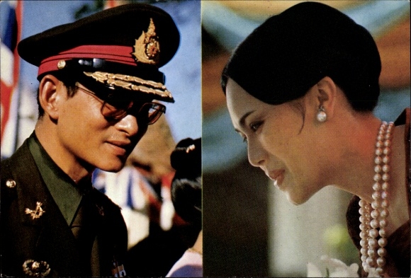 Postcard King Bhumibol Adulyadej of Thailand, Queen Sirikit