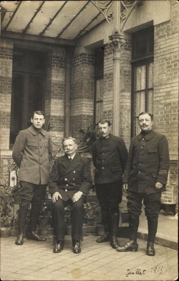 10 old photo PC groups of men, various motifs
