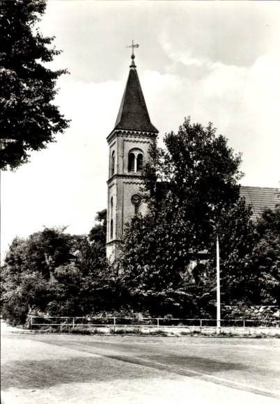 Postcard Schönfließ Mühlenbecker Land Oberhavel, village church