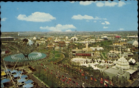 Postcard New York World's Fair 1964-1965, Unisphere, Court of Nations