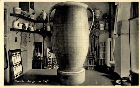 PC Bolesławiec Bunzlau Silesia, large pot in the museum, made by Joppa in 1753