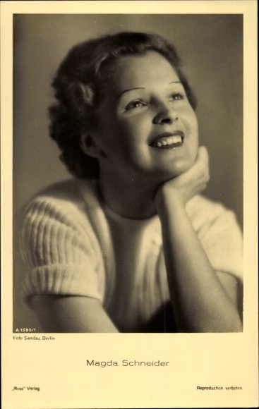 Postcard Actor Magda Schneider, Portrait, Ross Verlag A 1580/1