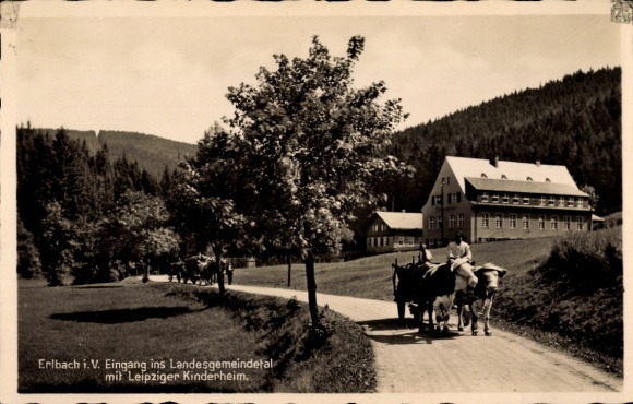 Postcard Erlbach in the Vogtland Saxony, entrance to the Landesgemeindetal, cattle cart