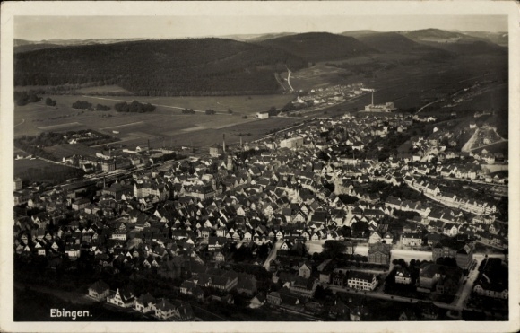 Ak Ebingen Albstadt in Württemberg, Gesamtansicht, Fliegeraufnahme