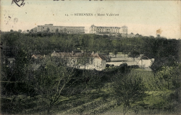 Ak Suresnes Hauts de Seine, Mont Valérien, Hügel, Bäume, Häuser, Alingke Park