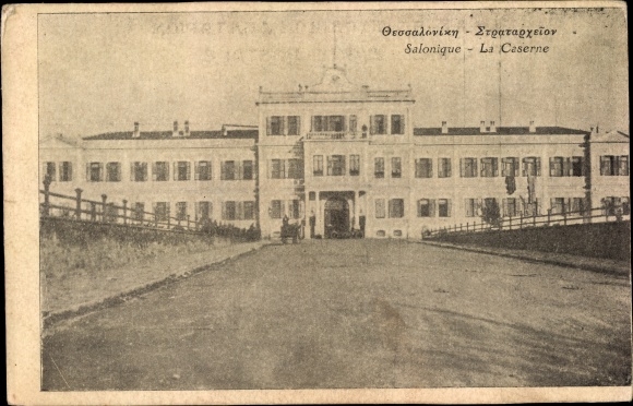 Postcard Saloniki Thessaloniki Greece, La Caserne, View of the barracks